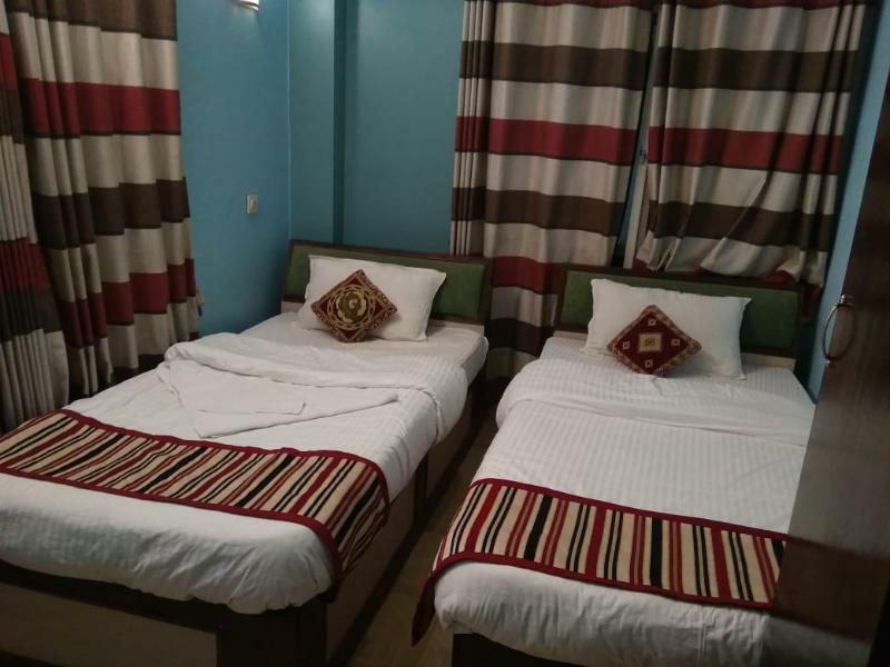 Oyo 145 Sirahali Khusbu Hotel &Lodge كاتماندو المظهر الخارجي الصورة